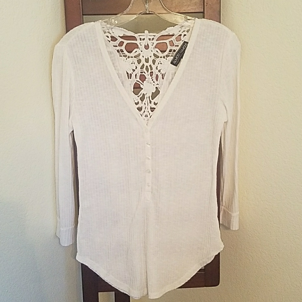 Almost Famous White Quarter Sleeve Shirt