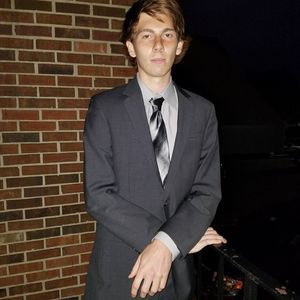 Meet your Posher, Andrew