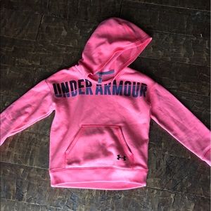 Girls under armpit hoodie