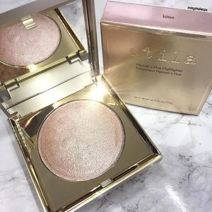 Stila✨ Heaven's Hue Highlighter in "Kitten"