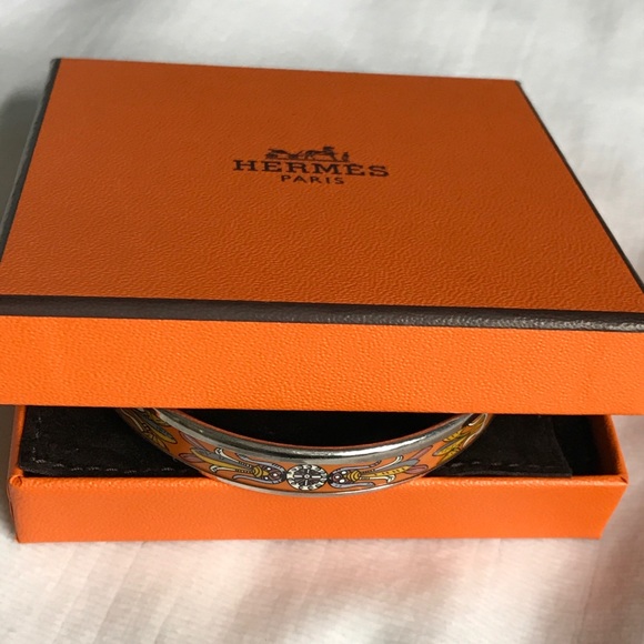 Hermès thin enamel bracelet