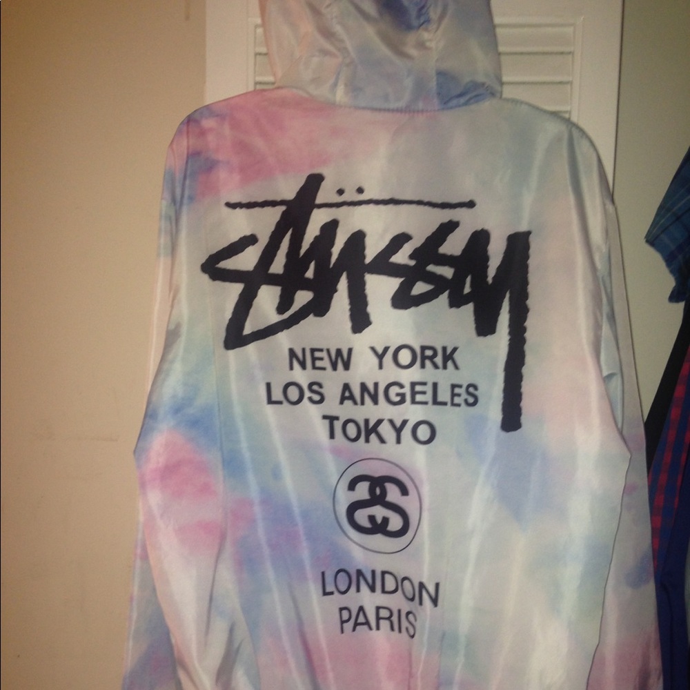 STUSSY WINDBREAKER!'