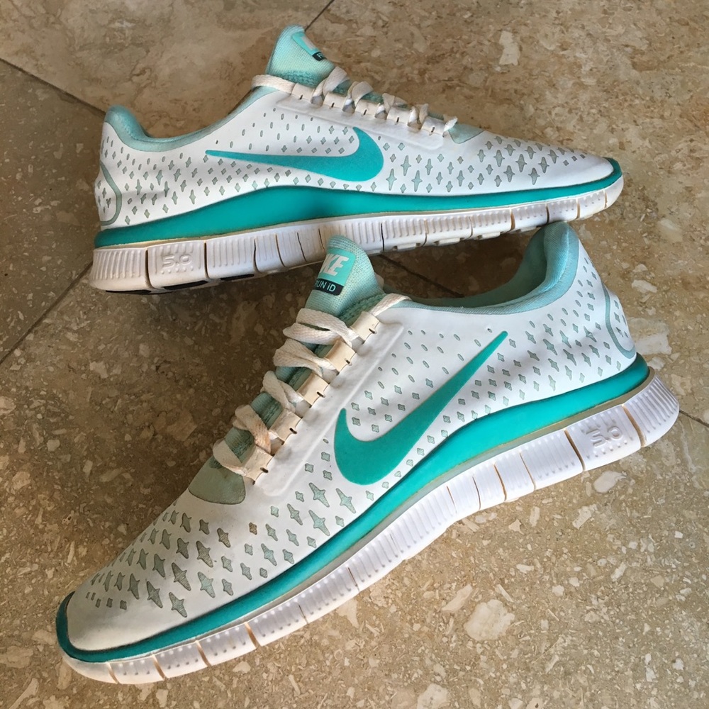 NIKE Free Run ID