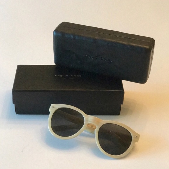 rag & bone Accessories - Rag & Bine Keaton Sunglasses
