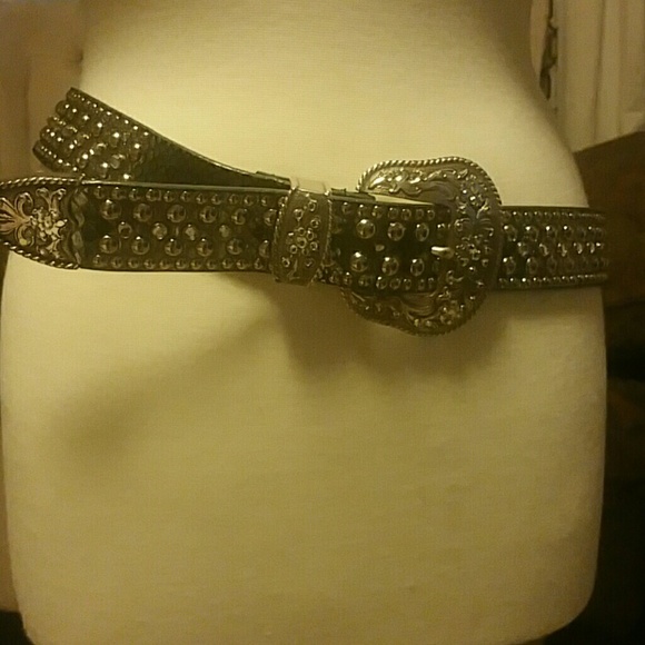 Belt - Picture 1 of 3