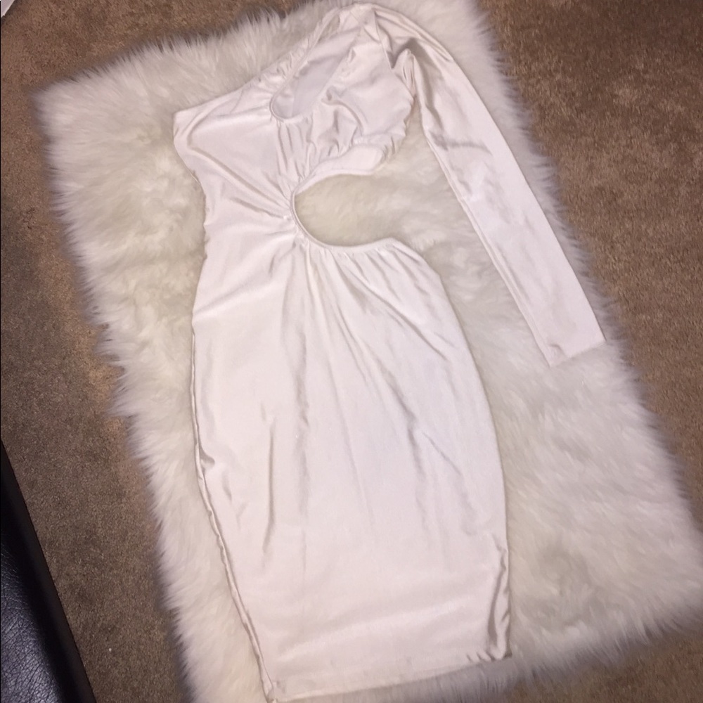Custom Sexy One Sleeve Cut Out Detail Dress!!