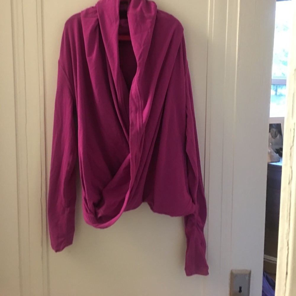 Ivivva four count shrug hoodie