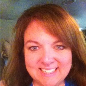 Meet your Posher, Monica
