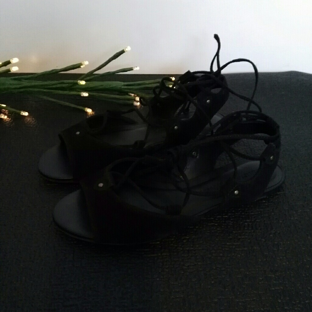 Bernardo Olivia lace up flat.