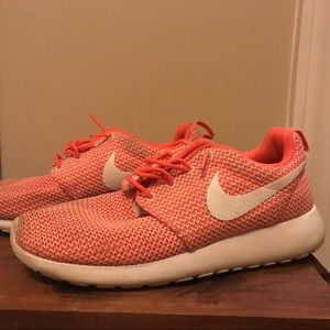 Pink Nike Roshe Runs