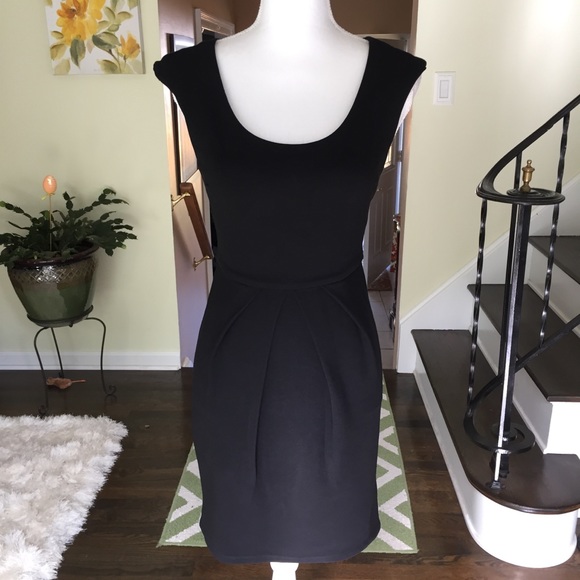Necessary Objects Dresses & Skirts - Necessary objects Ady-Gluck - Frankel size medium.