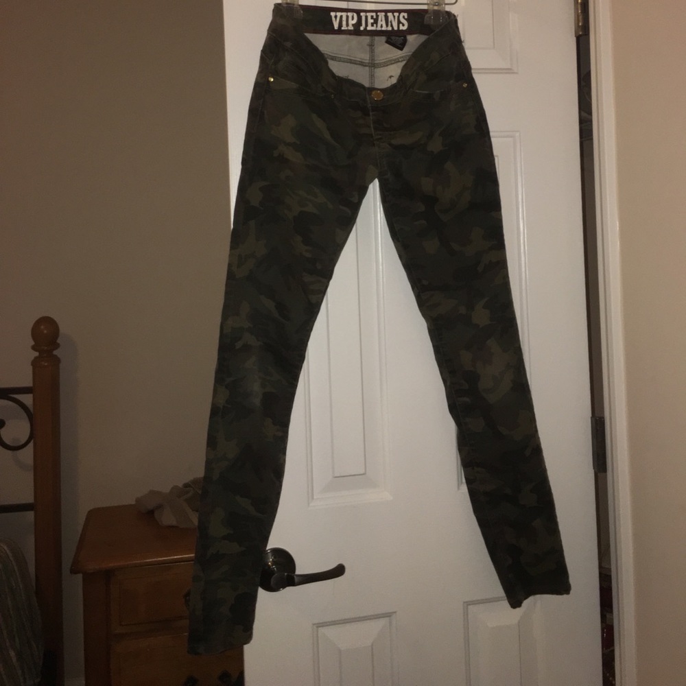 camo skinny jeans