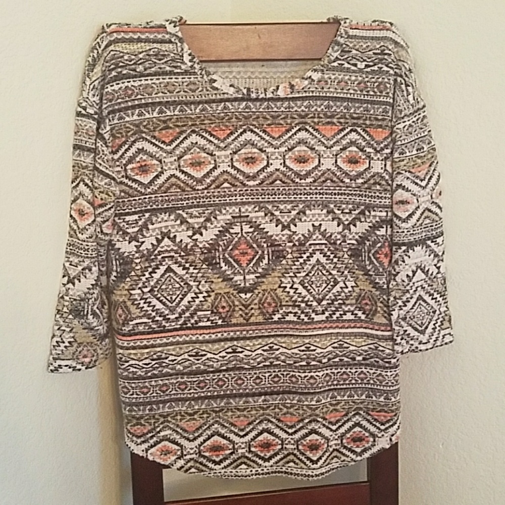 Aztec Print Quarter Sleeve Top
