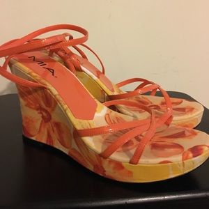 Size 10 MIA Wedges