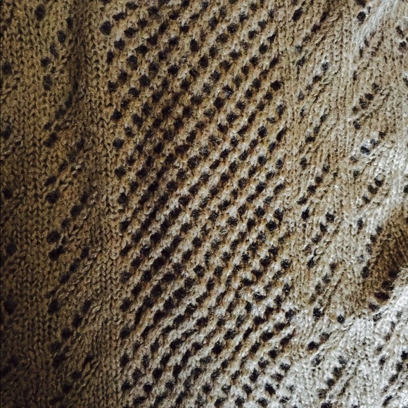 Cozy & Soft 100% Acrylic Infinity Scarf - Picture 4 of 4