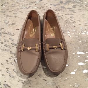 Todd driving loafers