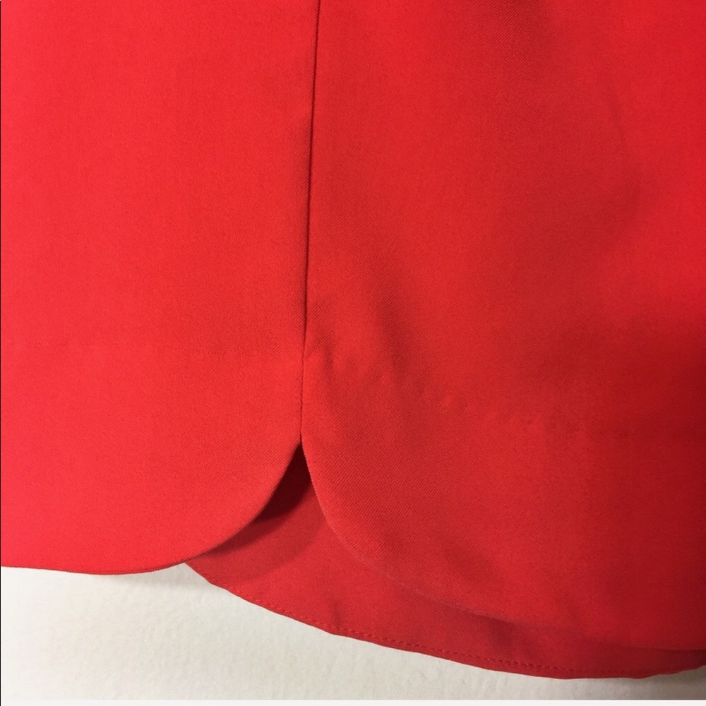 🌺😍🆕NWT Scalloped Bottom Skirt