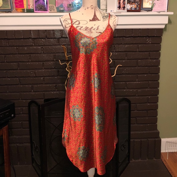 Josie By Natori Other - Josie by Natori•Red •Gold •Print •Chemise