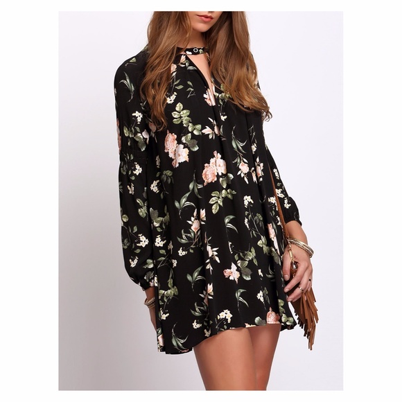 ✨Black Lantern Sleeve Floral Shift Dress - Picture 3 of 5