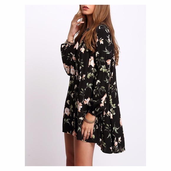 ✨Black Lantern Sleeve Floral Shift Dress - Picture 4 of 5