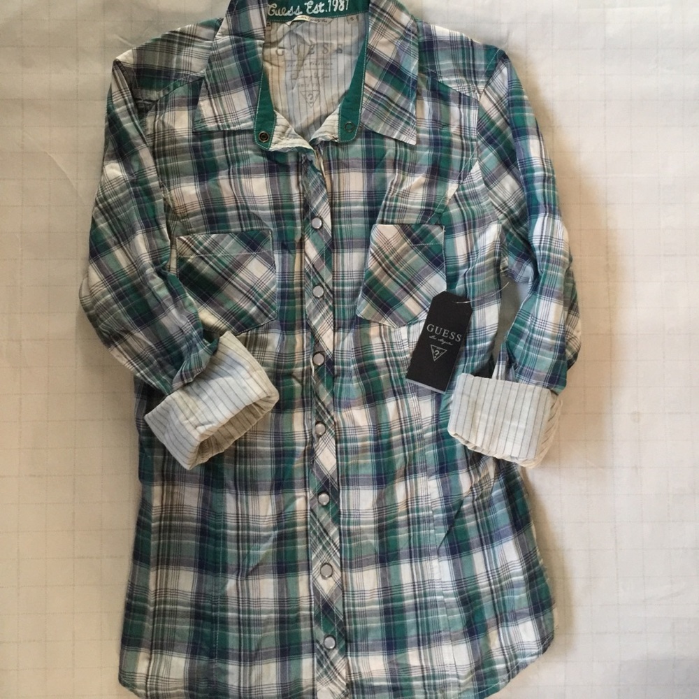 GUESS TOP
