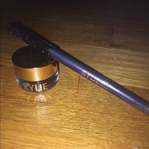 Limited Edition:Birthday Edition- Kylie Cosmetics