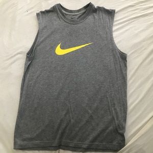 Men’s Nike tank top size medium