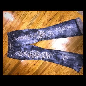 LEVIS distressed
