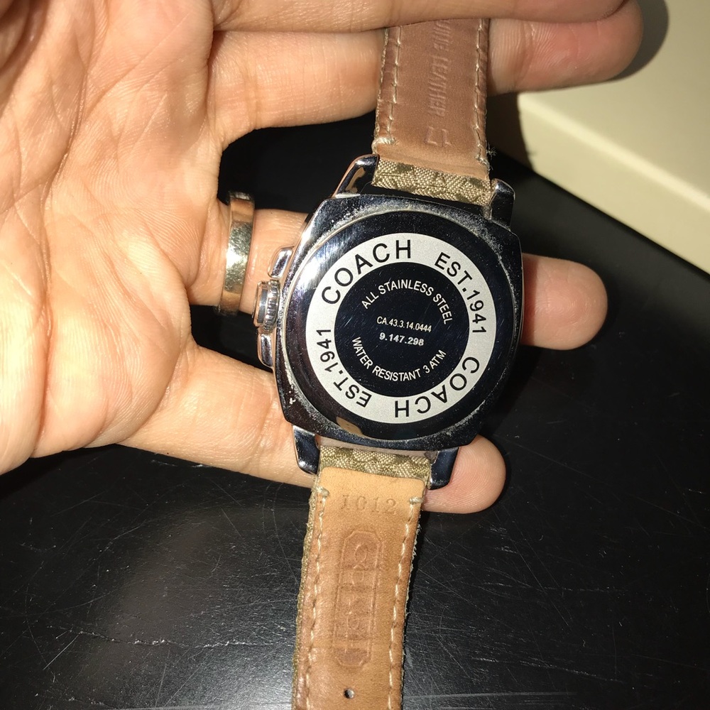 Coach Authentic Watch - Picture 3 of 3