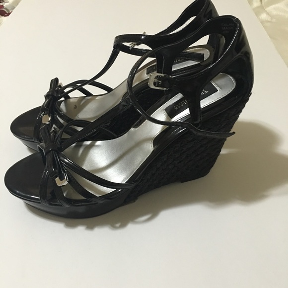 White House Black Market Shoes - White House black market sandals