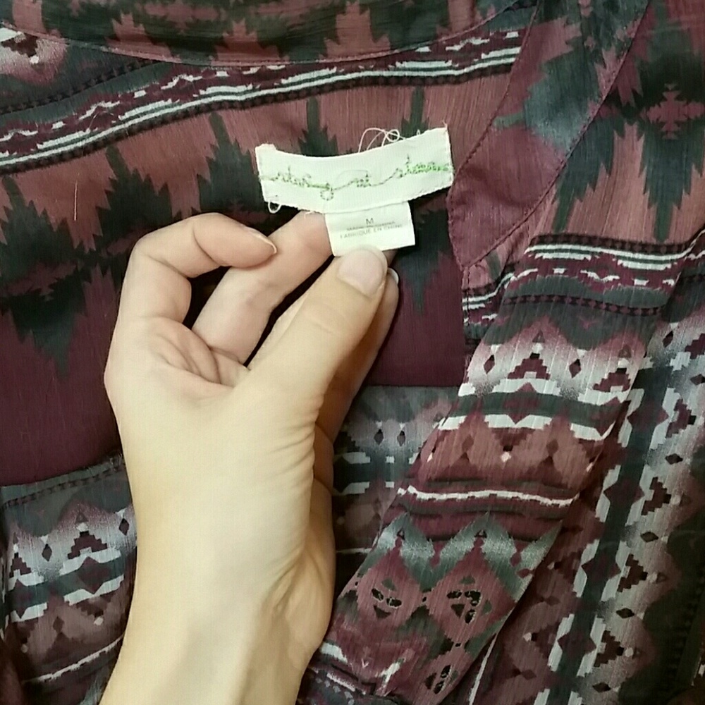 Aztec patterned shirt - Picture 2 of 2