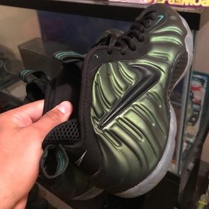 NIKE GREEN PINE FOAMPOSITES