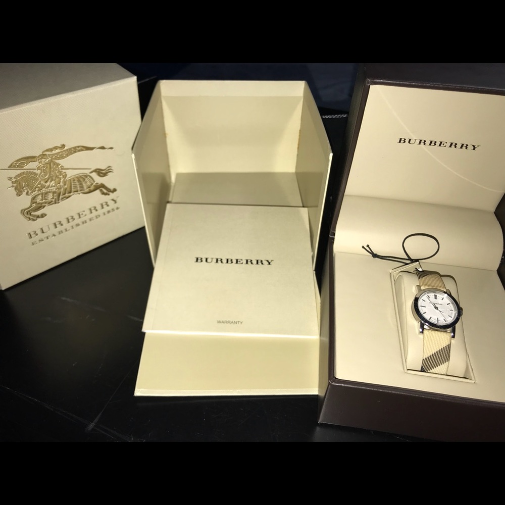 Women’s BURBERRY WATCH