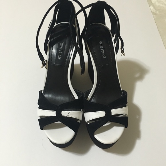 White House Black Market Shoes - White House black market sandals