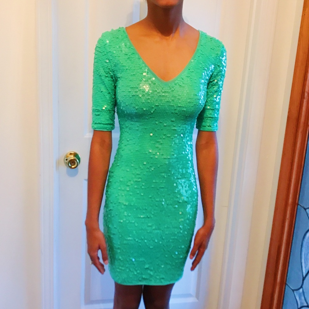 BCBG MAXAZRIA