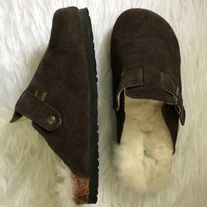 Bearpaw slip ons
