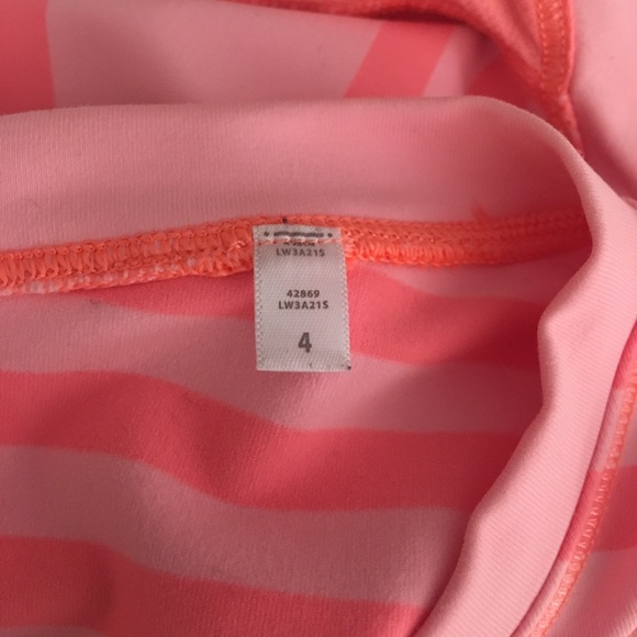 NWOT LULULEMON RASHGUARD - Picture 4 of 4