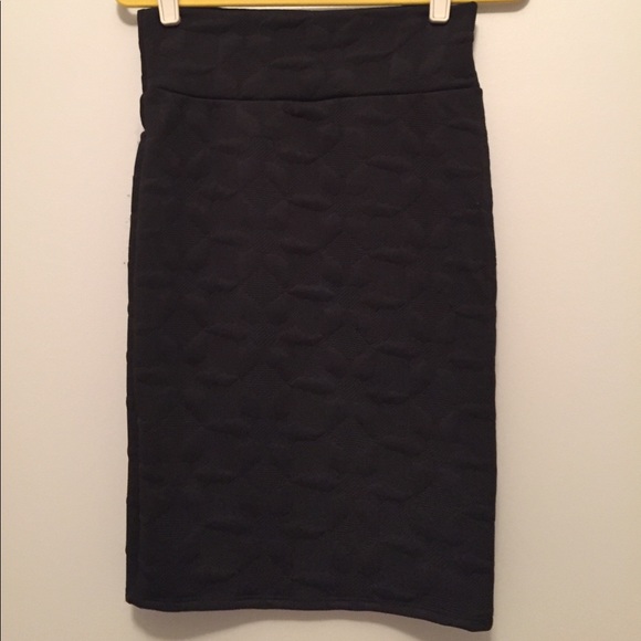 LuLaRoe Dresses & Skirts - Black LulaRoe Cassie