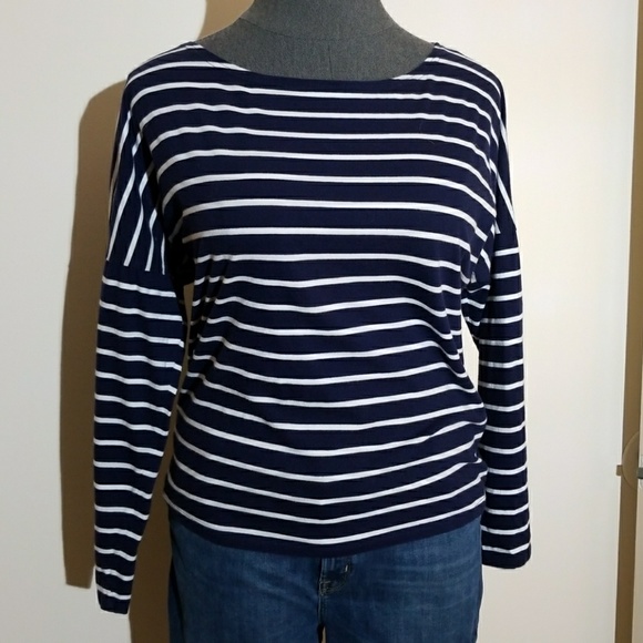 Old Navy Tops - 🛑FINAL PRICE🛑 Old Navy Tee