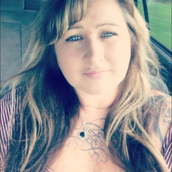 Meet your Posher, Linda - Picture 1 of 1