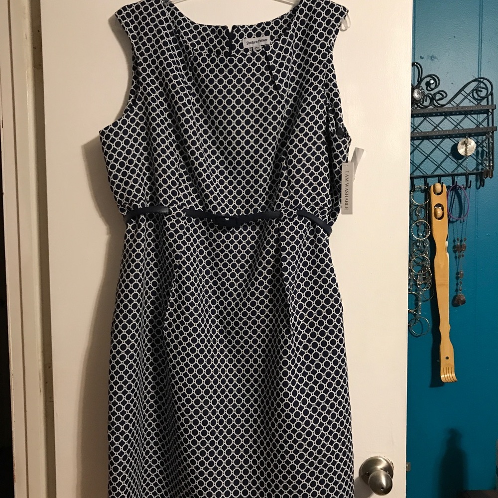 Navy/White sheath