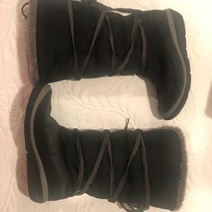 Timberland Snow Boots with Faux Fur Lining