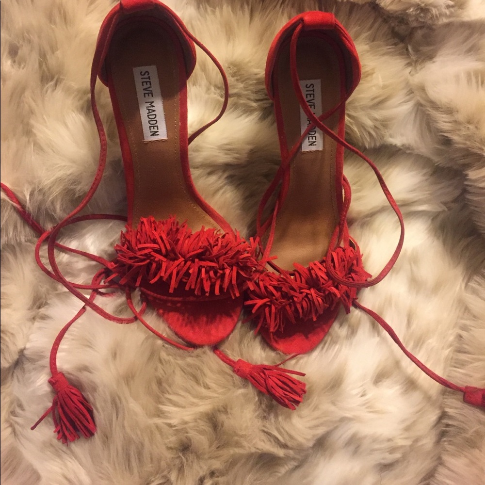 Steve Madden Suede lace up sandals