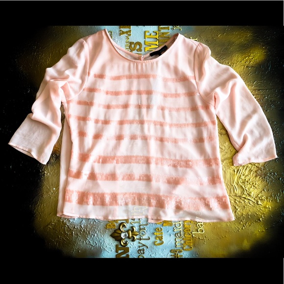 NWT 🔥Ro & De🔥blouse - Picture 2 of 7