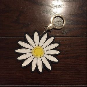 Kate spade daisy key chain