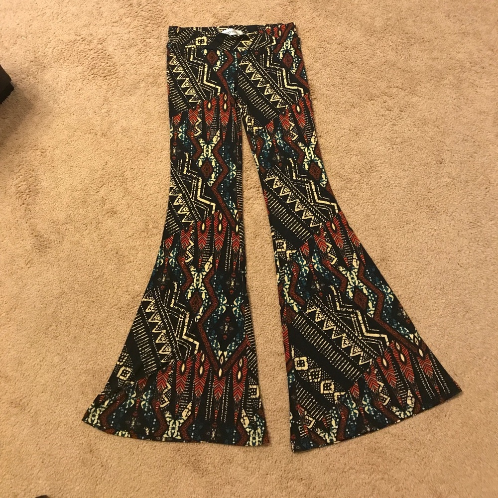 Fun stretchy pants! Flare bottom. Super soft. SM