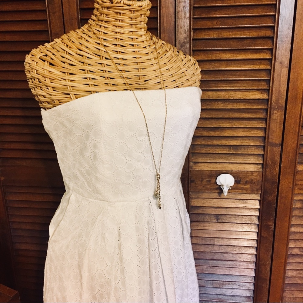 Delicate long necklace