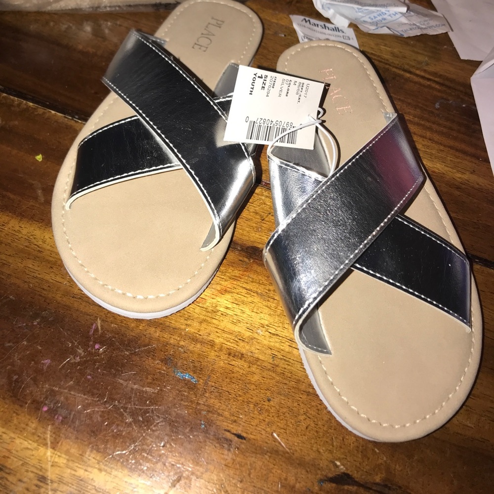 Children’s place Flip flops