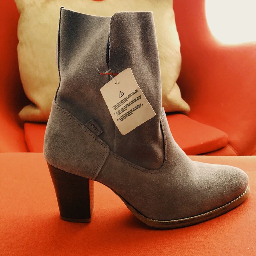 Levi's Grey Suede Boots