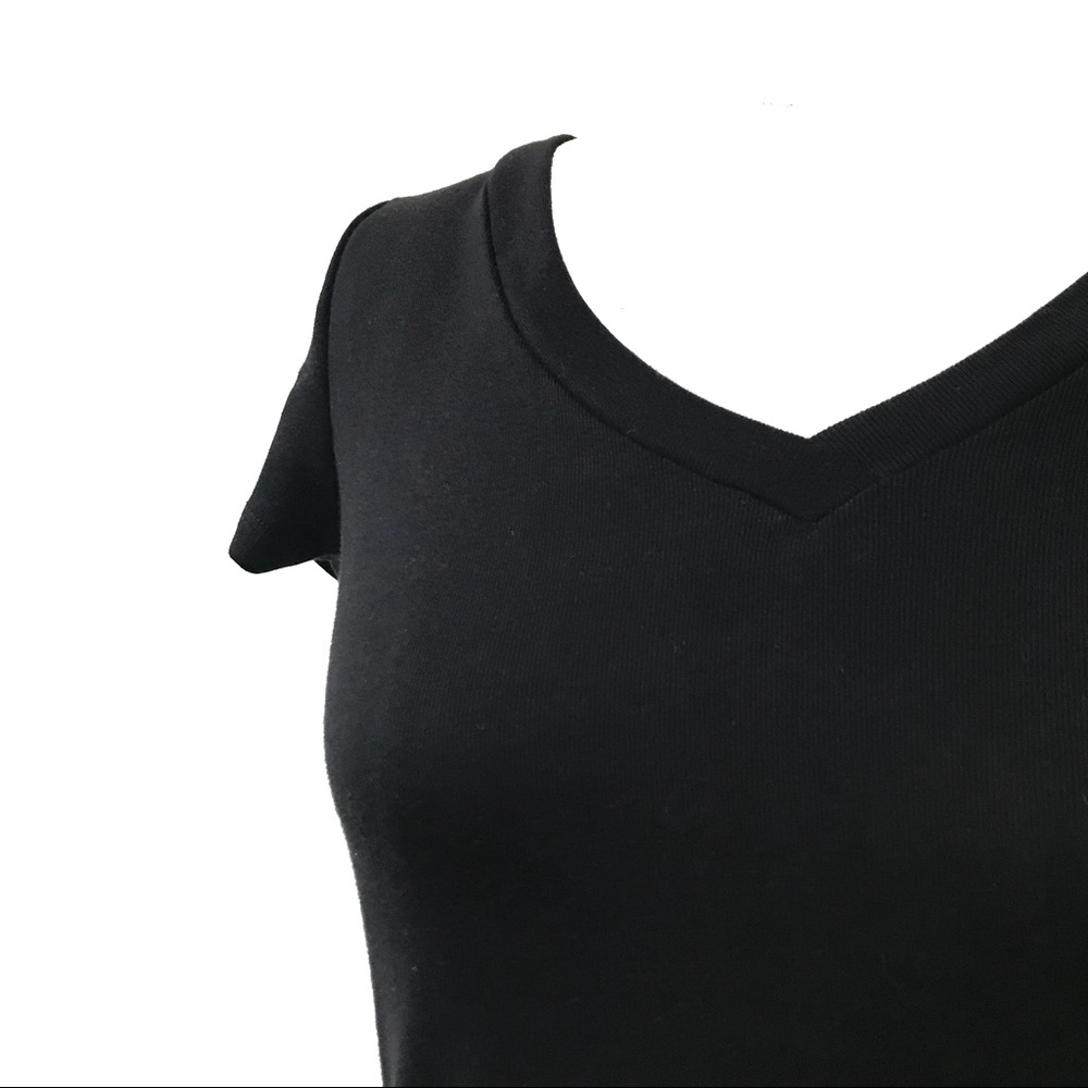 Basic black ribbed tee - Picture 2 of 4